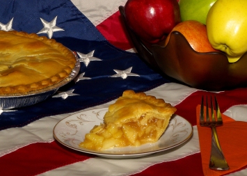 American_apple_pie by Larry D Moore CC BY SA 3pt0 wiki